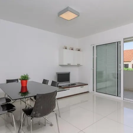 Kiara Apartma Trogir