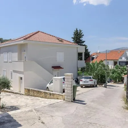 Daire Kiara Apartma *