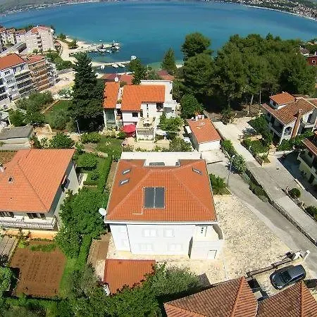 Kiara Apartma Trogir